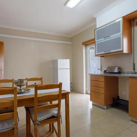 بيت للعطل A O - Tina House فيريل